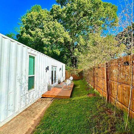 Nomehaus Shipping Container Studio Residential Neighborhood Атенс Экстерьер фото